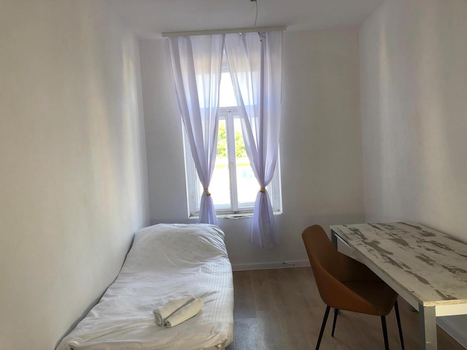 Volkshaus Hbf Wg & Serviced Apartments Циттау Екстер'єр фото